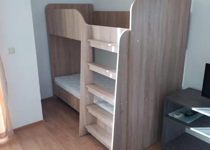 Guest House Ask